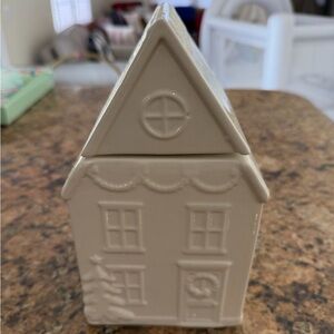 White Ceramic Cookie Jar